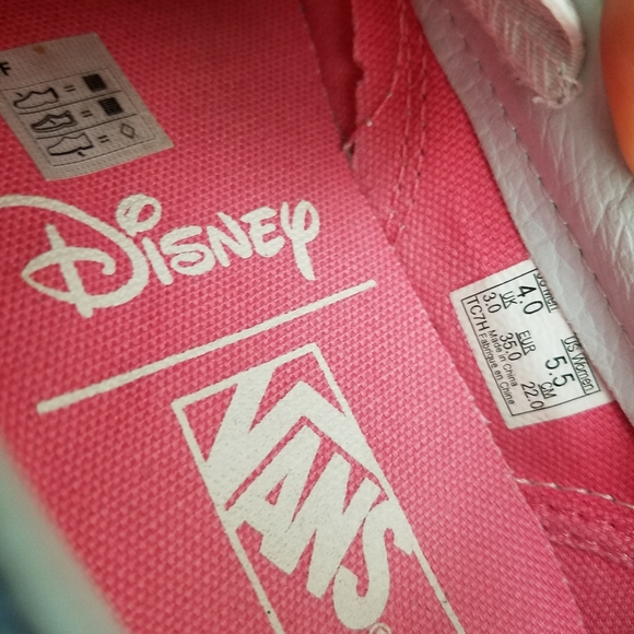 **SOLD***VAN'S Disney Alice in Wonderland (5.5) - Picture 6 of 8